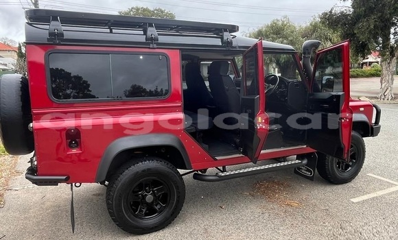 Comprar Usado Land Rover Defender Verde Carro em Luanda em Luanda Province Comprar Usado Land Rover Defender Verde Carro em Luanda em Luanda Province
