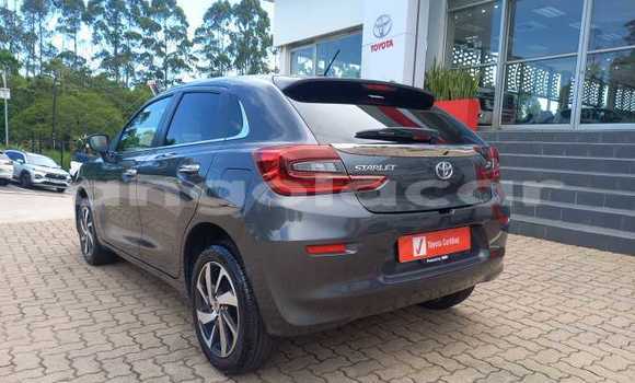 Comprar Usado Toyota Starlet Azul Carro em Luanda em Luanda Province Comprar Usado Toyota Starlet Azul Carro em Luanda em Luanda Province