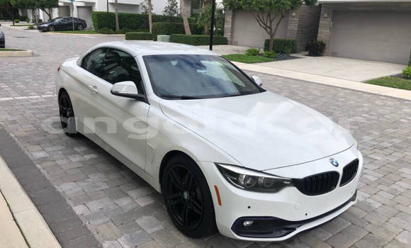 Comprar Usado BMW 4-Series Branco Carro em Luanda em Luanda Province Comprar Usado BMW 4-Series Branco Carro em Luanda em Luanda Province