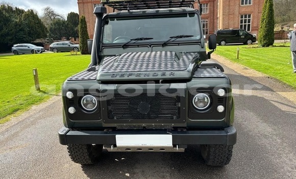 Comprar Usado Land Rover Defender Verde Carro em Luanda em Luanda Province Comprar Usado Land Rover Defender Verde Carro em Luanda em Luanda Province
