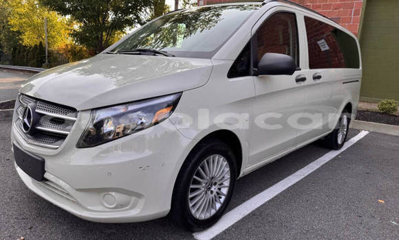 Buy Used Mercedes-Benz Vito White Car in Luanda in Luanda Province Buy Used Mercedes-Benz Vito White Car in Luanda in Luanda Province