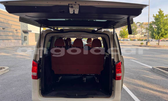 Buy Used Mercedes-Benz Vito White Car in Luanda in Luanda Province Buy Used Mercedes-Benz Vito White Car in Luanda in Luanda Province