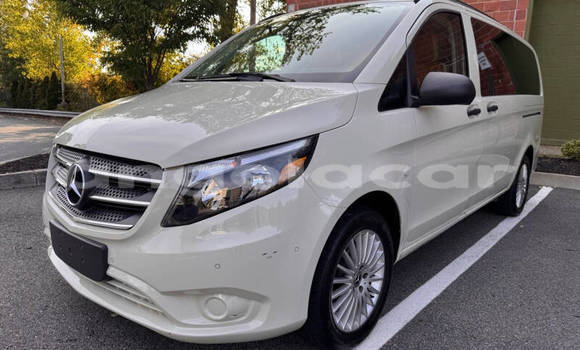 Buy Used Mercedes-Benz Vito White Car in Luanda in Luanda Province Buy Used Mercedes-Benz Vito White Car in Luanda in Luanda Province