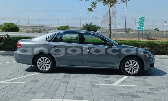 Comprar Usado Volkswagen Passat Azul Carro em Luanda em Luanda Province Comprar Usado Volkswagen Passat Azul Carro em Luanda em Luanda Province