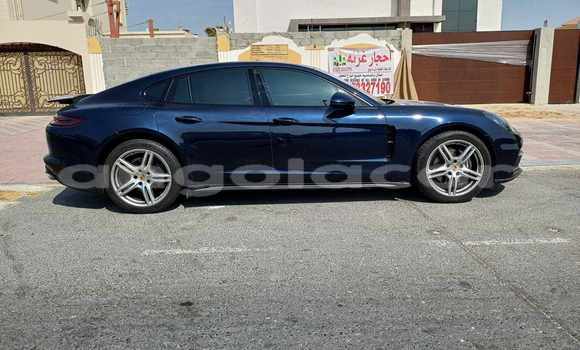 Buy Used Porsche Panamera Blue Car in Luanda in Luanda Province Buy Used Porsche Panamera Blue Car in Luanda in Luanda Province