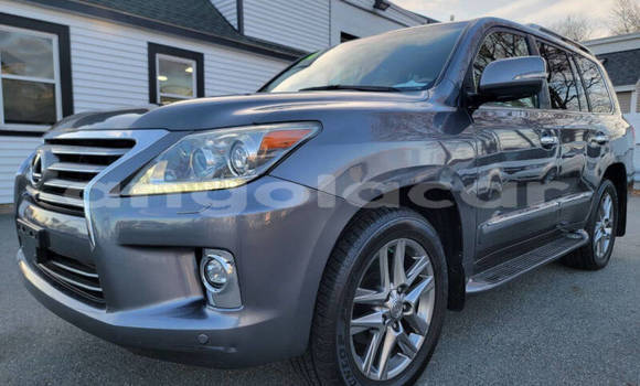 Buy Used Lexus LX 570 Other Car in Luanda in Luanda Province