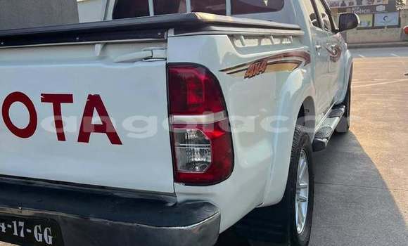 Buy Used Toyota Hilux White Car in Catabola in Bie Buy Used Toyota Hilux White Car in Catabola in Bie