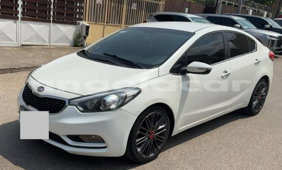 Buy Used Kia K3 White Car in Camacupa in Bie Buy Used Kia K3 White Car in Camacupa in Bie