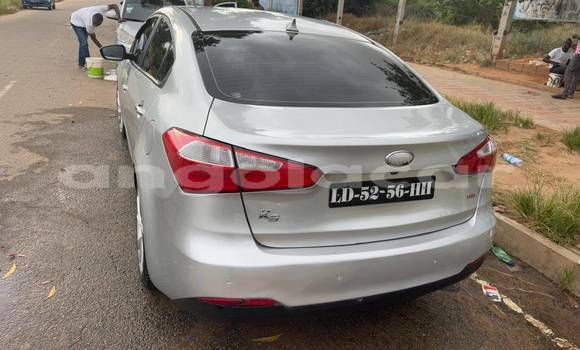Comprar Usado Kia K3 Outro Carro em Camabatela em Uige Comprar Usado Kia K3 Outro Carro em Camabatela em Uige