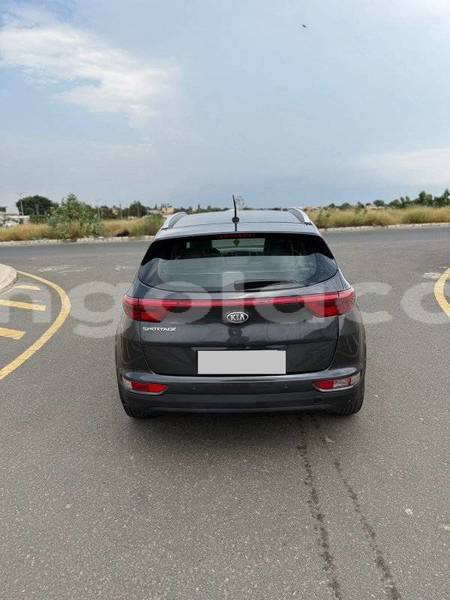 Big with watermark kia sportage bie catabola 37700