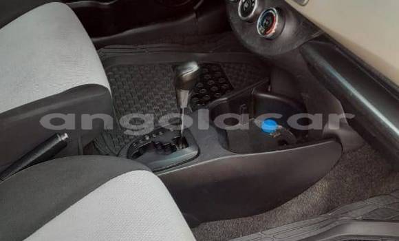 Comprar Usado Toyota Yaris Vermelho Carro em Lobito em Benguela Comprar Usado Toyota Yaris Vermelho Carro em Lobito em Benguela