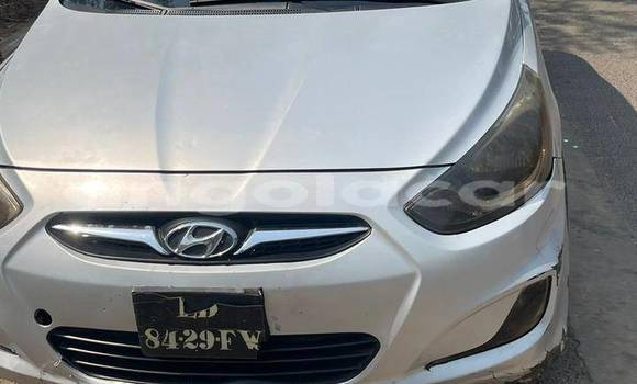 Buy Used Hyundai Accent Other Car in Camacupa in Bie