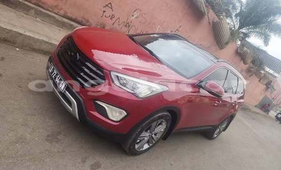 Buy Used Hyundai Santa Fe Red Car in Caluquembe in Huila Buy Used Hyundai Santa Fe Red Car in Caluquembe in Huila