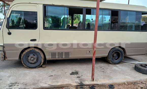 Comprar Usado Hyundai Centennial Outro Carro em Catabola em Bie Comprar Usado Hyundai Centennial Outro Carro em Catabola em Bie