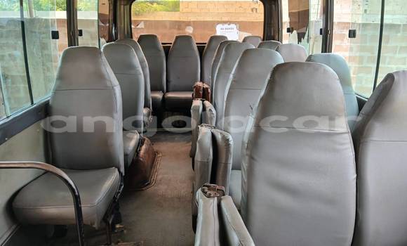 Comprar Usado Hyundai Centennial Outro Carro em Catabola em Bie Comprar Usado Hyundai Centennial Outro Carro em Catabola em Bie