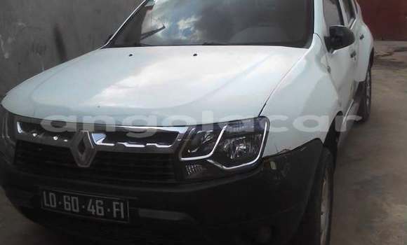 Comprar Usado Renault Duster Branco Carro em Camacupa em Bie