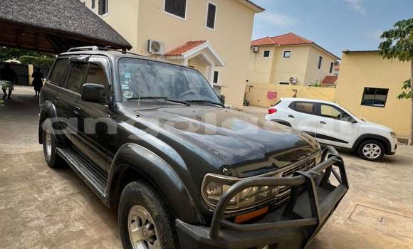 Comprar Usado Toyota Land Cruiser Preto Carro em Camabatela em Uige Comprar Usado Toyota Land Cruiser Preto Carro em Camabatela em Uige