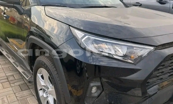 Comprar Usado Toyota RAV4 Branco Carro em Luanda em Luanda Province