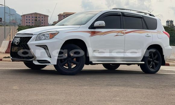 Buy Used Toyota RAV4 White Car in Luanda in Luanda Province Buy Used Toyota RAV4 White Car in Luanda in Luanda Province