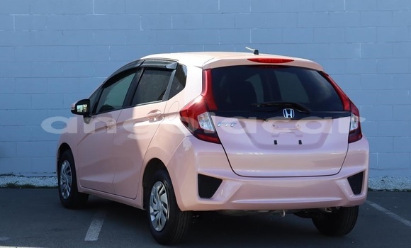 Comprar Usado Honda FIT Bege Carro em Luanda em Luanda Province Comprar Usado Honda FIT Bege Carro em Luanda em Luanda Province