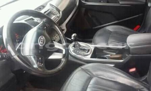 Comprar Usado Kia Sportage Vermelho Carro em Luanda em Luanda Province Comprar Usado Kia Sportage Vermelho Carro em Luanda em Luanda Province