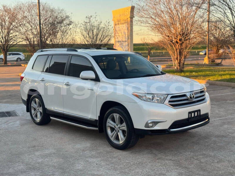 Big with watermark toyota highlander luanda province luanda 37757