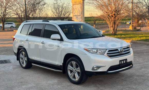 Comprar Usado Toyota Highlander Branco Carro em Luanda em Luanda Province Comprar Usado Toyota Highlander Branco Carro em Luanda em Luanda Province