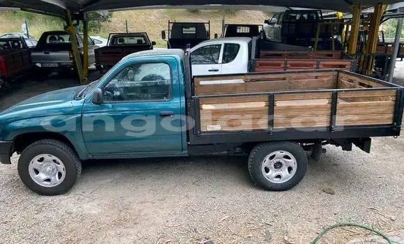 Comprar Usado Toyota Hilux Azul Carro em Import - Dubai em Bengo Province Comprar Usado Toyota Hilux Azul Carro em Import - Dubai em Bengo Province