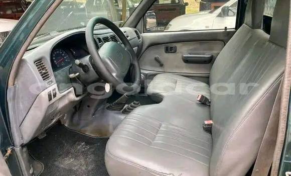 Comprar Usado Toyota Hilux Azul Carro em Import - Dubai em Bengo Province Comprar Usado Toyota Hilux Azul Carro em Import - Dubai em Bengo Province