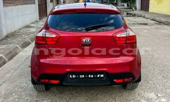 Buy Used Kia rio Red Car in Catchiungo in Huambo Buy Used Kia rio Red Car in Catchiungo in Huambo