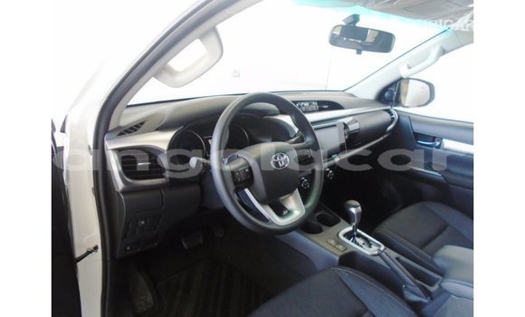 Buy Import Toyota Hilux White Car in Import - Dubai in Bengo Province Buy Import Toyota Hilux White Car in Import - Dubai in Bengo Province