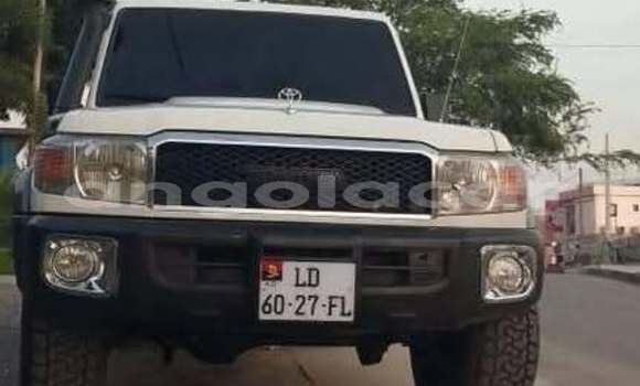 Buy Used Toyota Land Cruiser White Car in Catabola in Bie Buy Used Toyota Land Cruiser White Car in Catabola in Bie