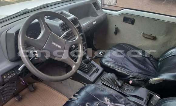 Buy Used Suzuki Vitara White Car in Camacupa in Bie Buy Used Suzuki Vitara White Car in Camacupa in Bie