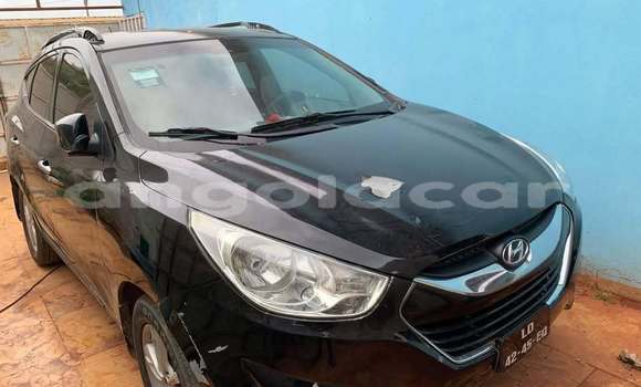 Buy Used Hyundai ix35 Black Car in Camabatela in Uige Buy Used Hyundai ix35 Black Car in Camabatela in Uige