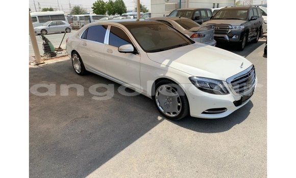 Comprar Importar Mercedes-Benz 190 Branco Carro em Import - Dubai em Bengo Province Comprar Importar Mercedes-Benz 190 Branco Carro em Import - Dubai em Bengo Province