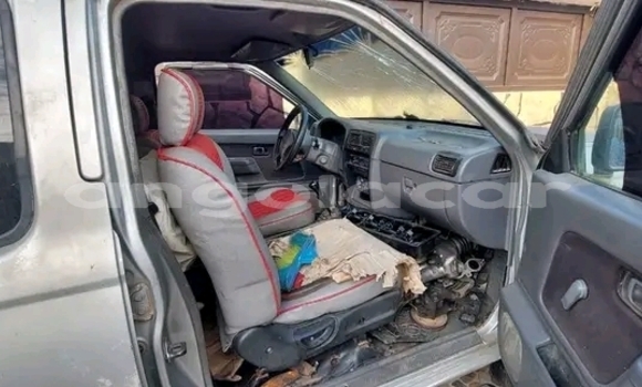 Acheter Occasion Voiture Nissan Hardbody Autre à Cazaje, Moxico Acheter Occasion Voiture Nissan Hardbody Autre à Cazaje, Moxico