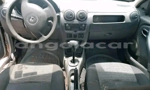 Acheter Occasion Voiture Renault Duster Blanc à Chinjenje, Huambo Acheter Occasion Voiture Renault Duster Blanc à Chinjenje, Huambo