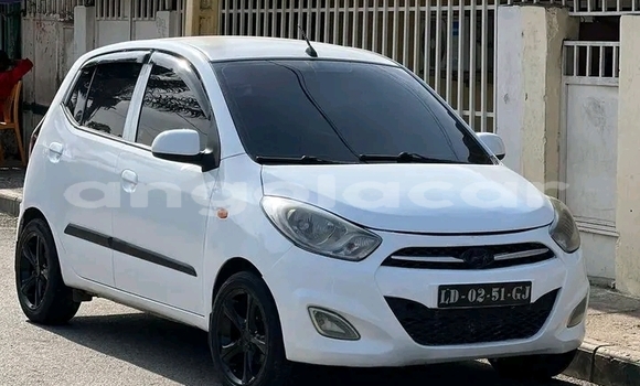 Buy Used Hyundai i10 White Car in Cuito in Province of Bié Buy Used Hyundai i10 White Car in Cuito in Province of Bié
