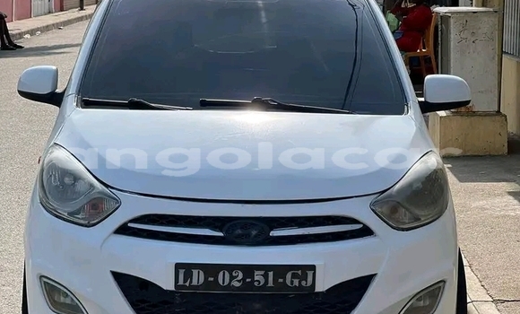 Buy Used Hyundai i10 White Car in Cuito in Province of Bié Buy Used Hyundai i10 White Car in Cuito in Province of Bié