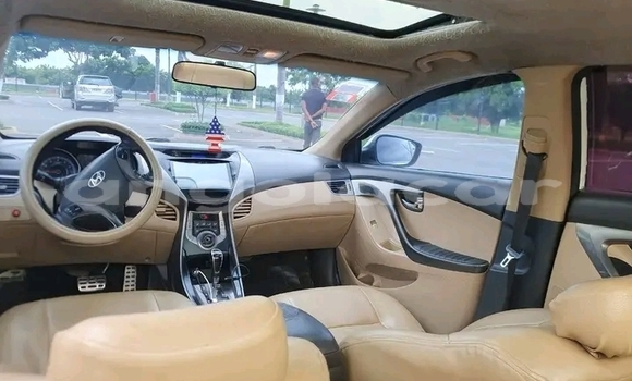 Acheter Occasion Voiture Hyundai Elantra Blanc à Lubango, Huila Acheter Occasion Voiture Hyundai Elantra Blanc à Lubango, Huila