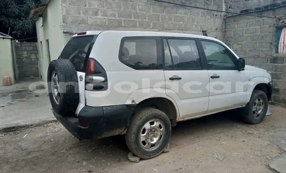 Buy Used Toyota Progres White Car in Caluquembe in Huila Buy Used Toyota Progres White Car in Caluquembe in Huila