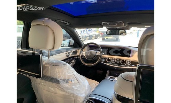 Comprar Importar Mercedes-Benz 190 Branco Carro em Import - Dubai em Bengo Province Comprar Importar Mercedes-Benz 190 Branco Carro em Import - Dubai em Bengo Province