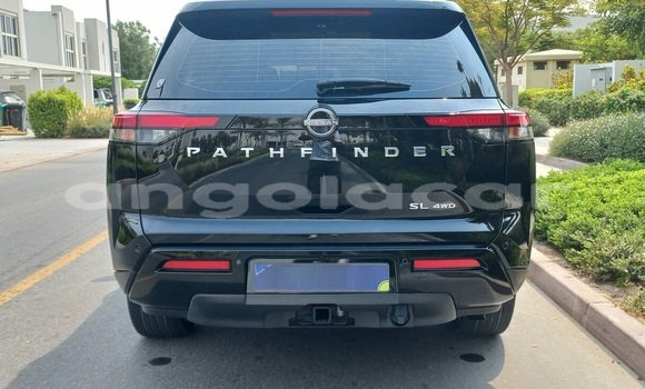 Buy Used Nissan Pathfinder Silver Car in Luanda in Luanda Province Buy Used Nissan Pathfinder Silver Car in Luanda in Luanda Province