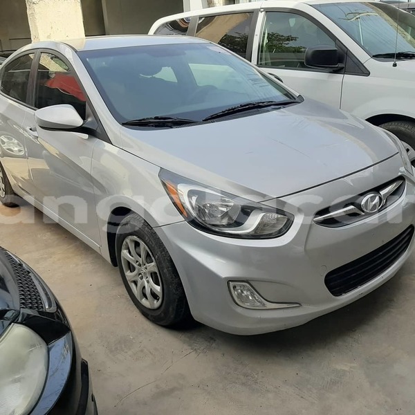 Big with watermark hyundai accent luanda province luanda 37864
