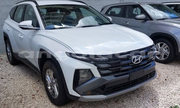 Acheter Occasion Voiture Hyundai Tucson Blanc à Luanda, Province de Luanda Acheter Occasion Voiture Hyundai Tucson Blanc à Luanda, Province de Luanda