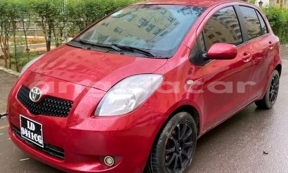 Acheter Occasion Voiture Toyota Yaris Noir à Camacupa, Bie Acheter Occasion Voiture Toyota Yaris Noir à Camacupa, Bie