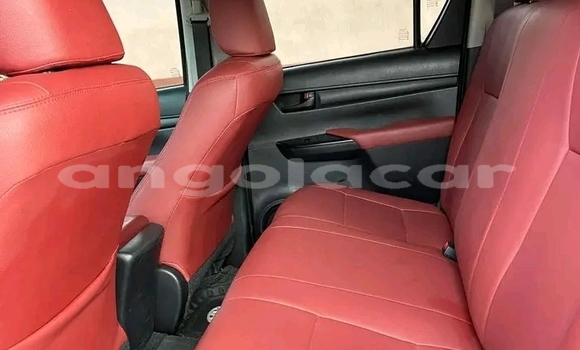 Acheter Occasion Voiture Toyota Hilux Gris à Camacupa, Bie Acheter Occasion Voiture Toyota Hilux Gris à Camacupa, Bie
