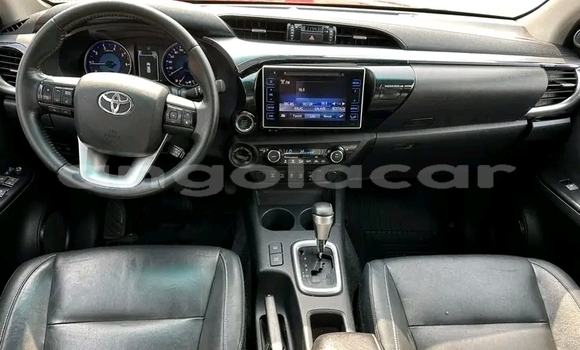 Comprar Usado Toyota Hilux Vermelho Carro em Luanda em Luanda Province Comprar Usado Toyota Hilux Vermelho Carro em Luanda em Luanda Province