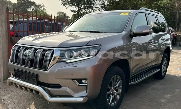 Comprar Usado Toyota Land Cruiser Prado Outro Carro em Luanda em Luanda Province Comprar Usado Toyota Land Cruiser Prado Outro Carro em Luanda em Luanda Province