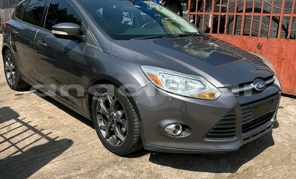 Acheter Occasion Voiture Ford Focus Gris à Luanda, Province de Luanda Acheter Occasion Voiture Ford Focus Gris à Luanda, Province de Luanda